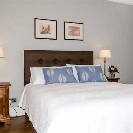 Bed and Breakfast The Lions Newark-on-Trent  Екстер'єр фото